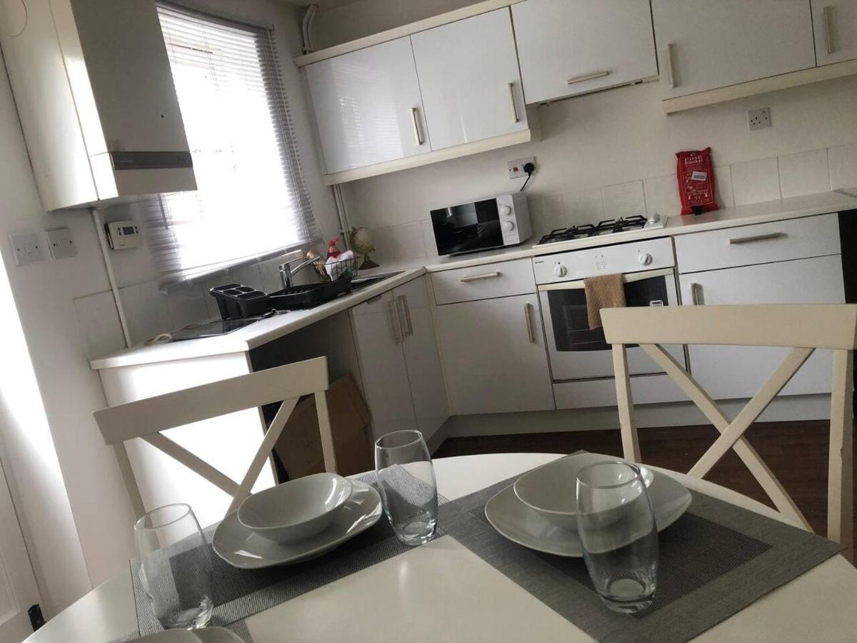 Bluebell House 2 Bedroom With Parking And Garden Scunthorpe Kültér fotó
